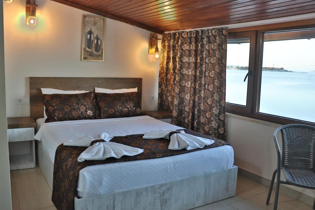 Trend Cesmealti Hotel & Lounge İzmir Buitenkant foto